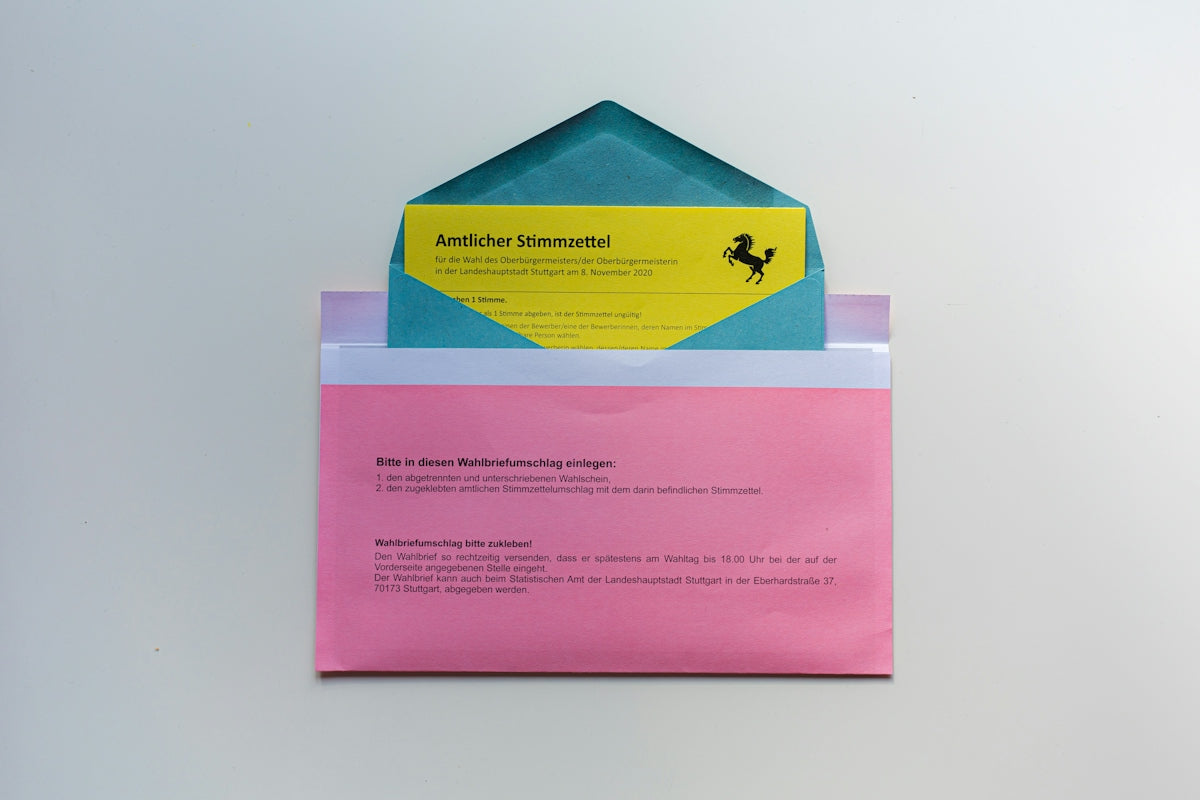 Overcoming Common Hurdles When Choosing a Recommendation Letter Service