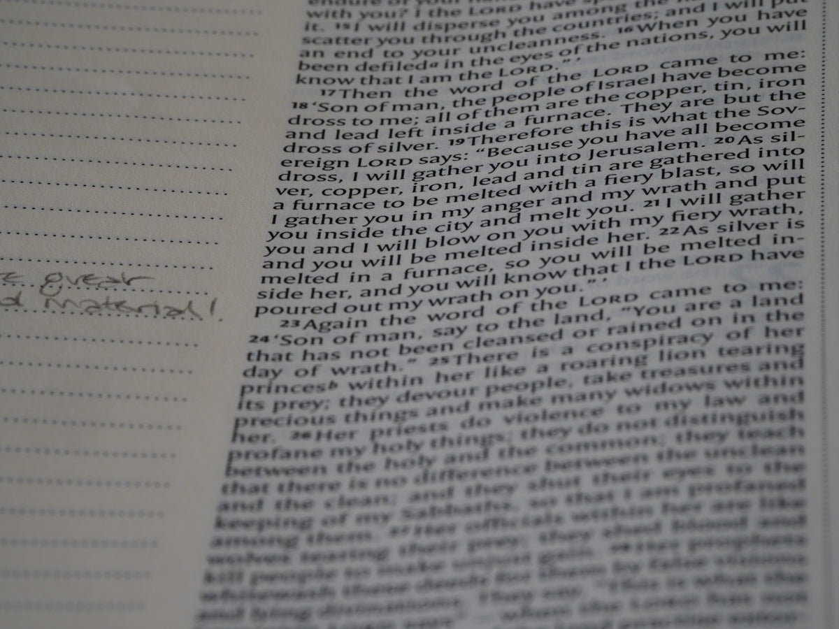 Key Factors to Consider Before You Buy a Recommendation Letter Service